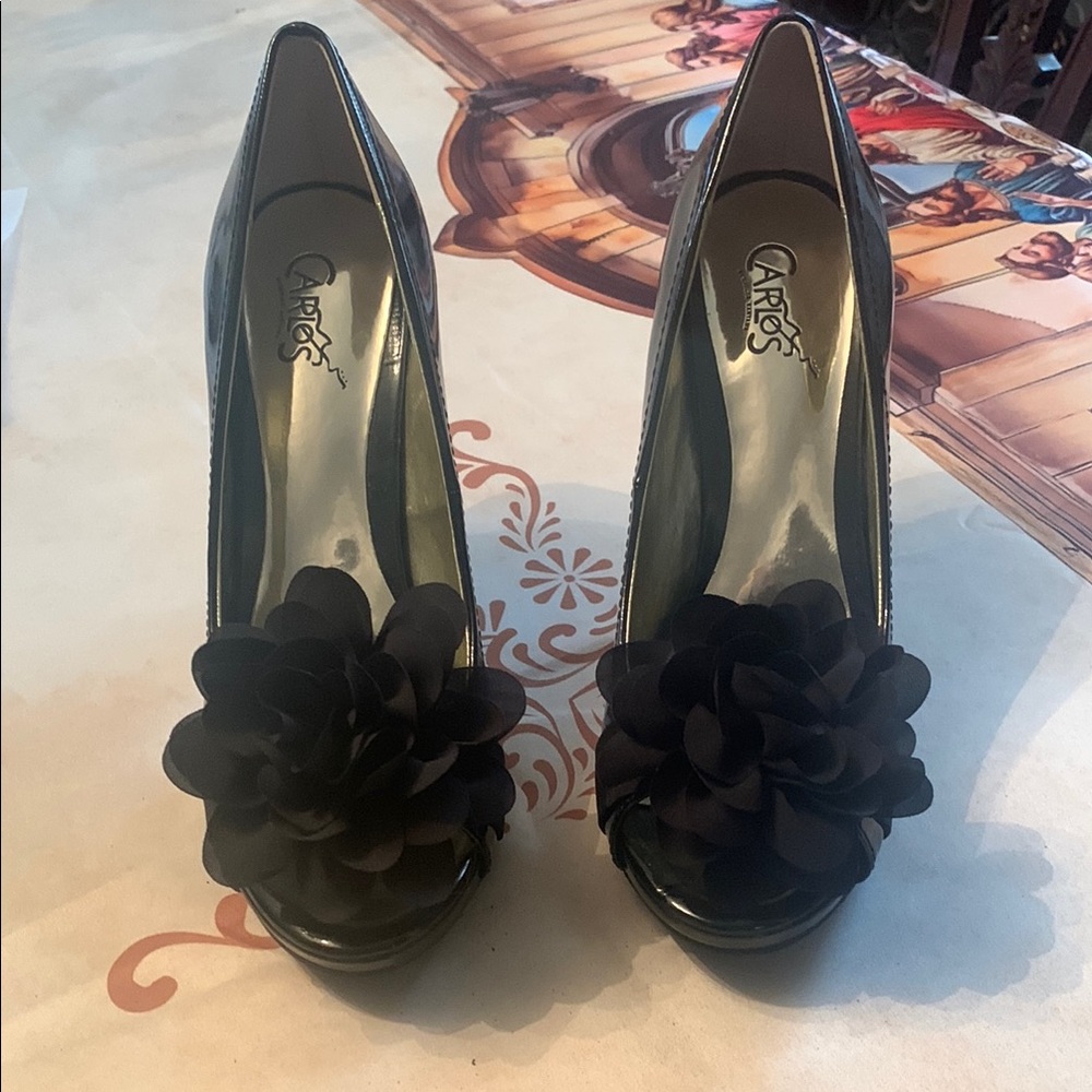 Carlos by Carlos Santana Black Floral Heels